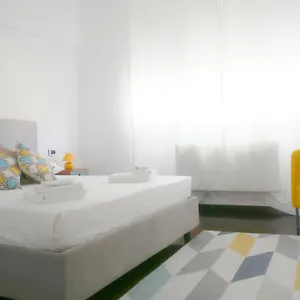 Bnbutler - Bergonzoli - Modern And Bright Near Station Milan